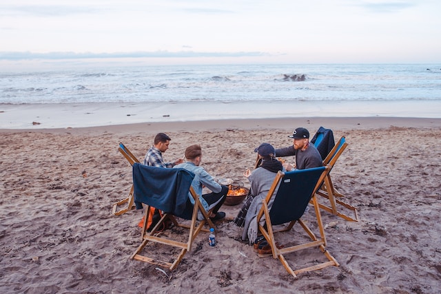 La beauté d'une piscine en bord de mer